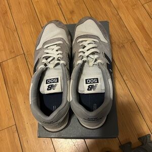 New Balance Men's Light Gray and Dark Gray Sneakers